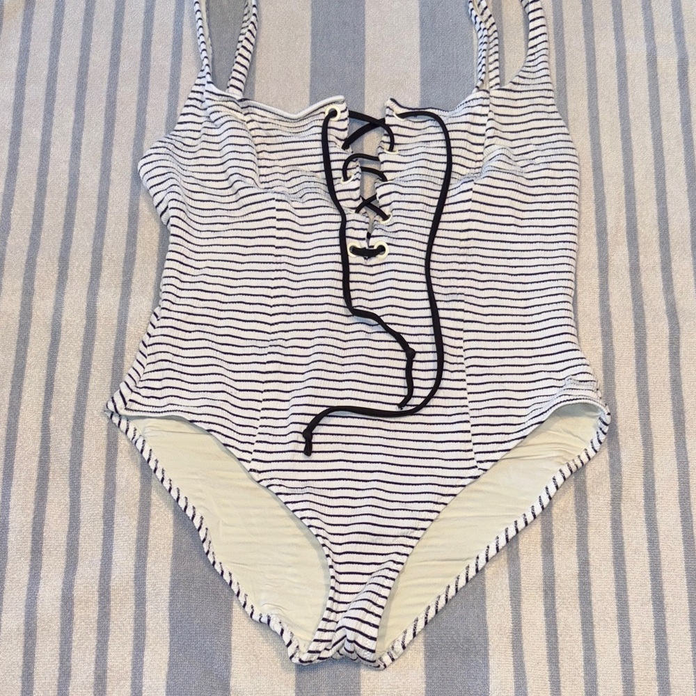 SOLID & STRIPED Black and White Lace-Up One Piece